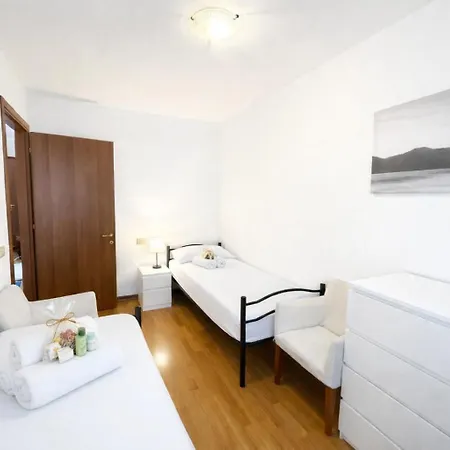 Lejlighed Confortevole, Vicino A Cro E Base *